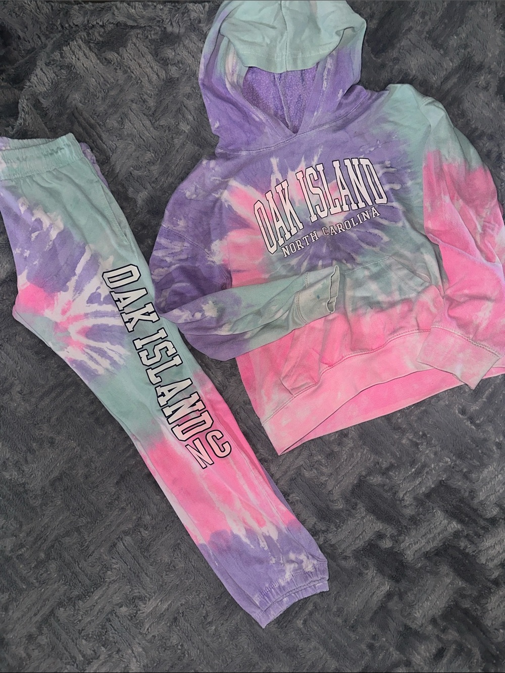 Tie-Dye Oak Island NC North Carolina Hoodie & Joggers Youth Large